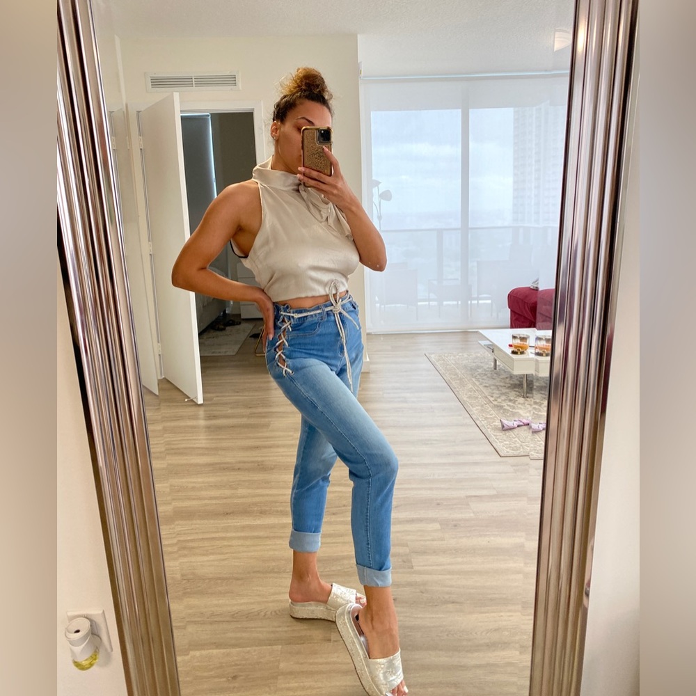 Sparkling jeans